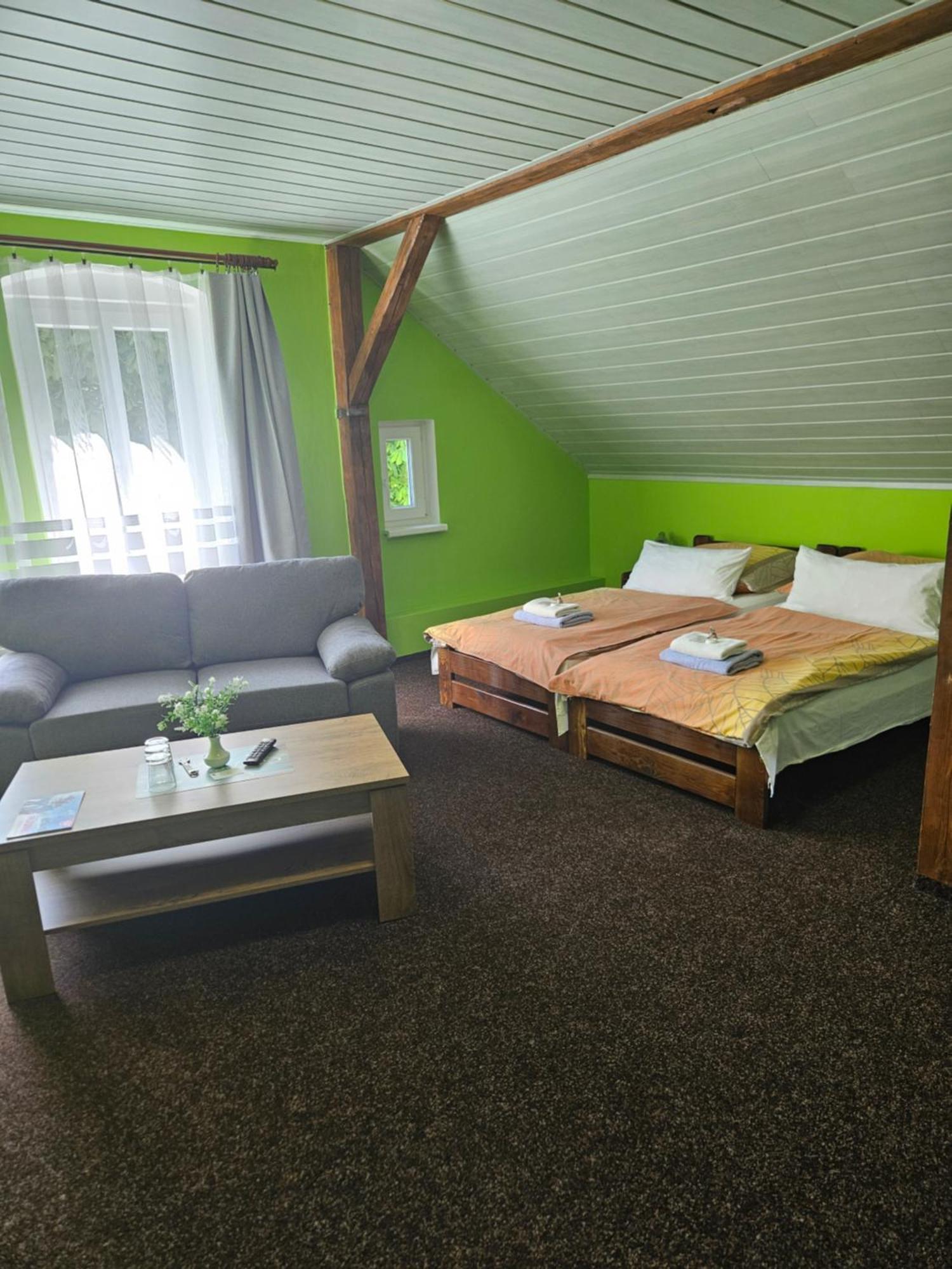 Guest House Pod Lesem Merklin Exterior foto